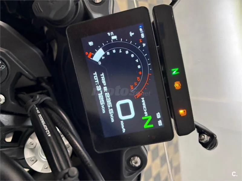 Benelli TRK 702 X – Vista 5