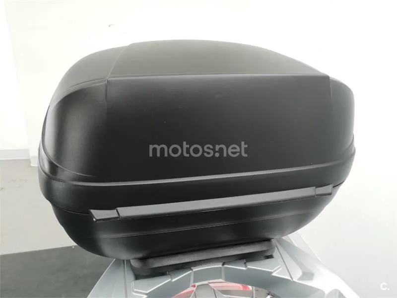 BMW C 400 GT – Vista 12
