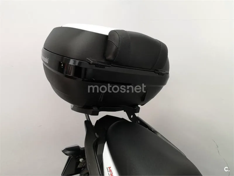 Kawasaki Versys – Vista 12