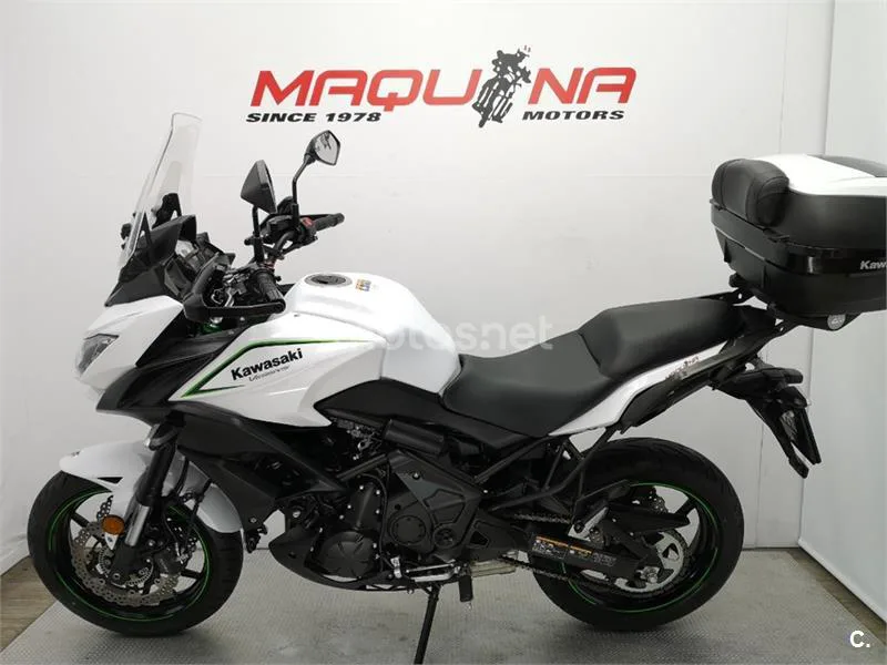 Kawasaki Versys – Vista 14