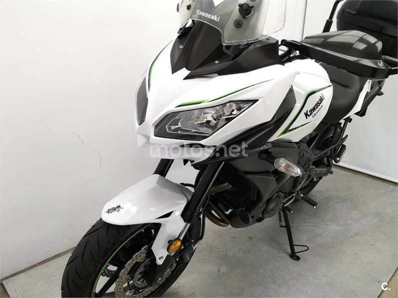 Kawasaki Versys – Vista 16