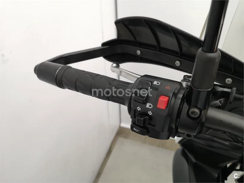 Kawasaki Versys – Vista 9