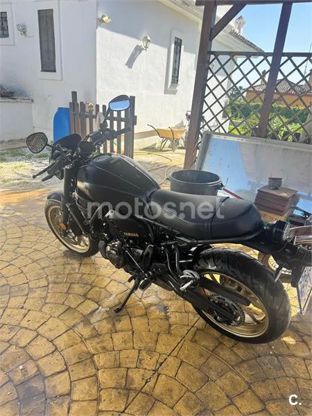 Yamaha XSR 700 – Vista 3