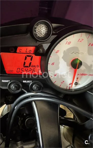 Yamaha R6 – Vista 4