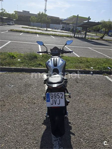 Yamaha MT-07 – Vista 11