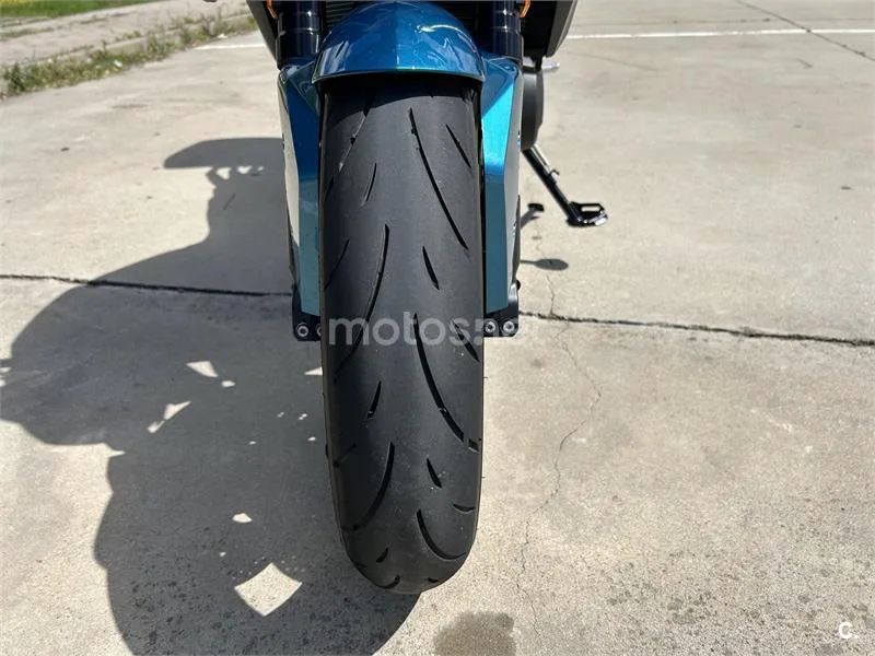 BMW F 900 R – Vista 6