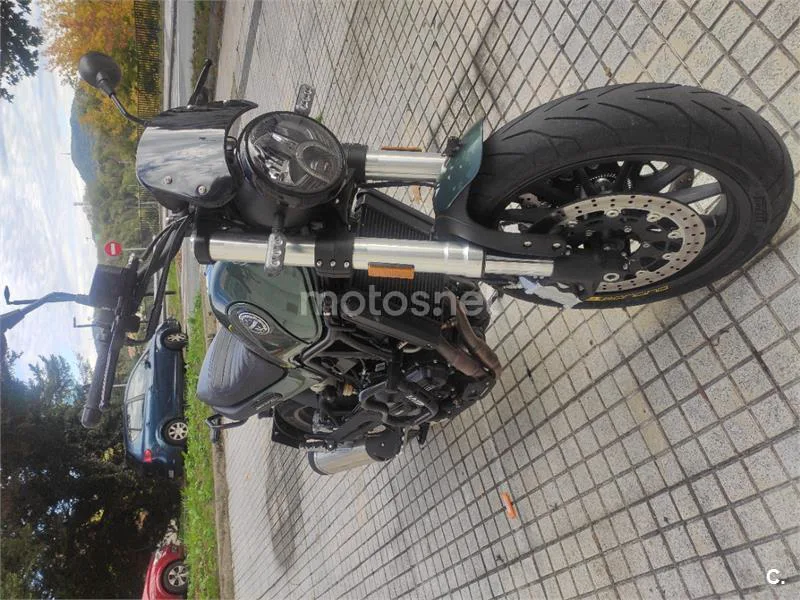 Benelli Leoncino 500 – Vista 3
