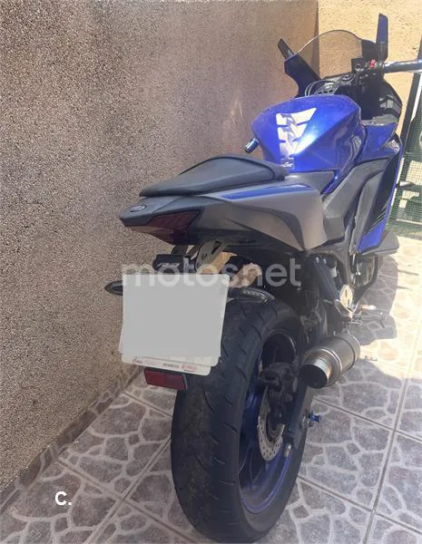 Yamaha R3 – Vista 2
