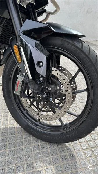 Triumph Tiger 900 – Vista 7