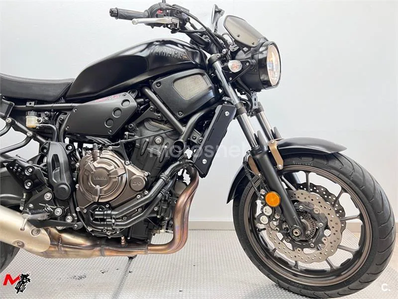 Yamaha XSR 700 – Vista 3