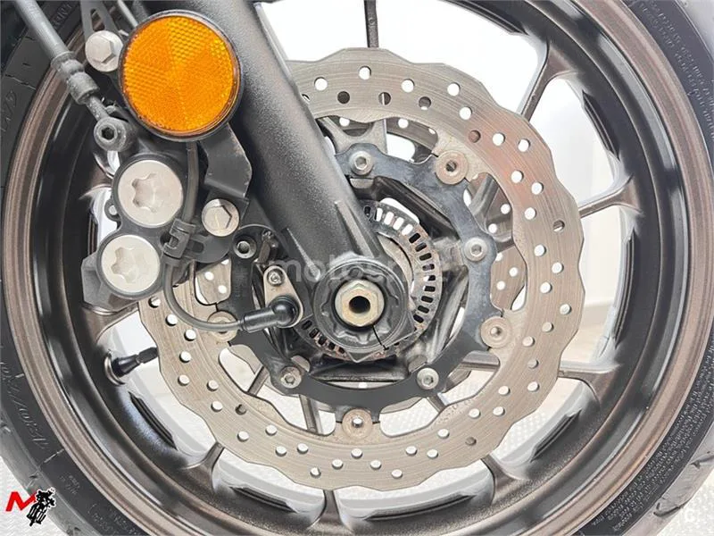 Yamaha XSR 700 – Vista 6