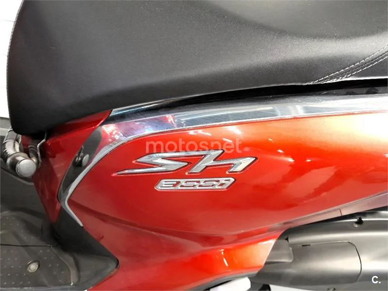 Honda SH 300i – Vista 6
