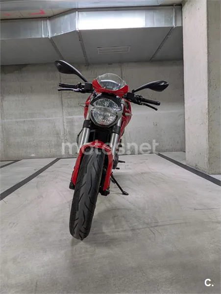 Ducati Monster 796 – Vista 15