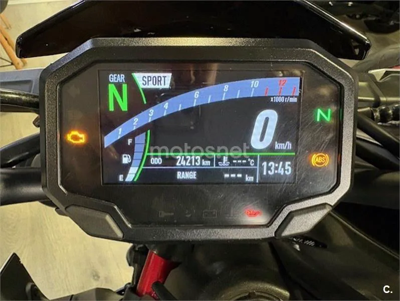 Kawasaki Z900 – Vista 6
