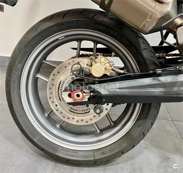 Triumph Tiger 800 – Vista 8