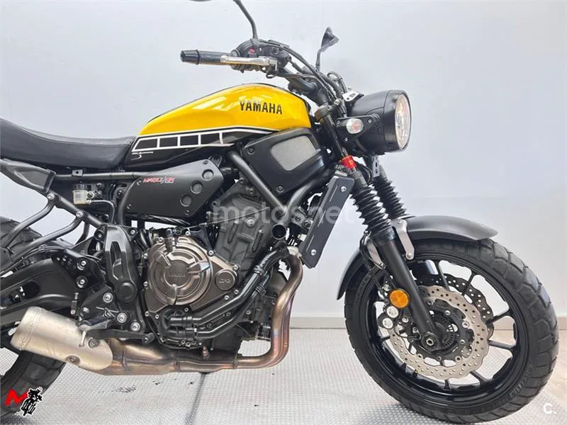 Yamaha XSR 700 – Vista 3