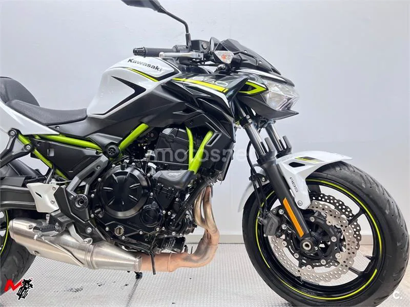 Kawasaki Z650 – Vista 3
