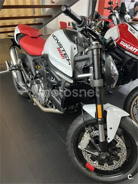 Ducati Monster 9800 € 2024 A Coruña - 2