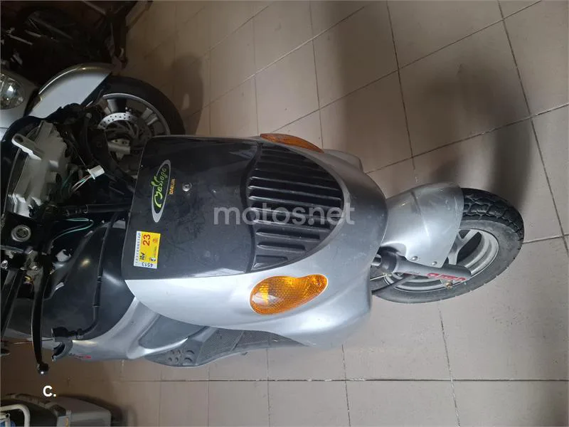 Aprilia Scarabeo 500 – Vista 5