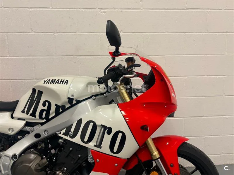 Yamaha XSR 900 GP – Vista 15