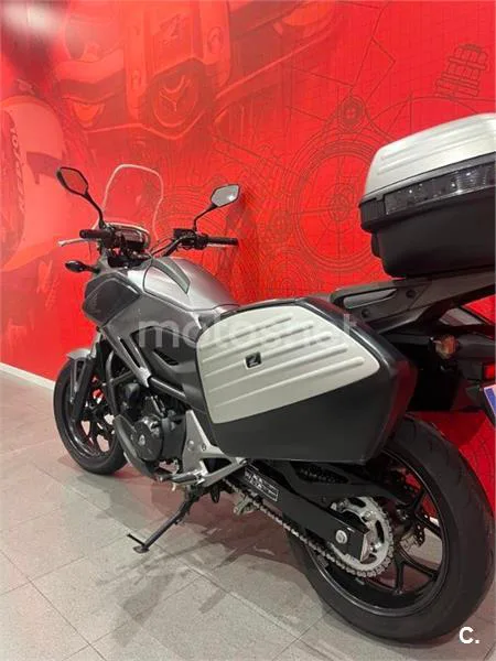 Honda NC 750 – Vista 3