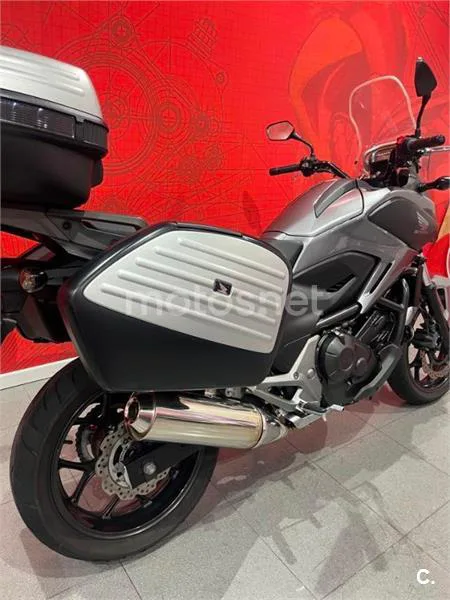 Honda NC 750 – Vista 7
