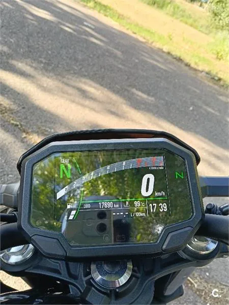 Kawasaki Z650 – Vista 11
