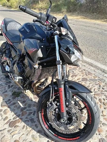 Kawasaki Z650 – Vista 6