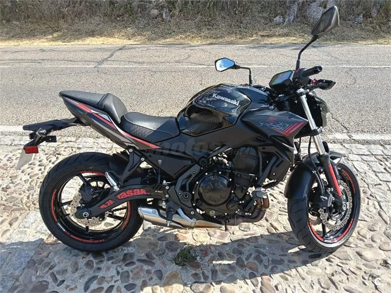 Kawasaki Z650 – Vista 7