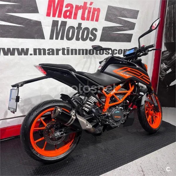 KTM 125 – Vista 3