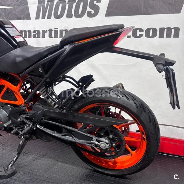 KTM 125 – Vista 9