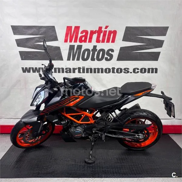 KTM 125 – Vista 10