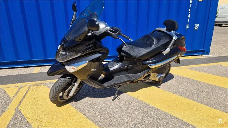 Piaggio X EVO 125 – Vista 3