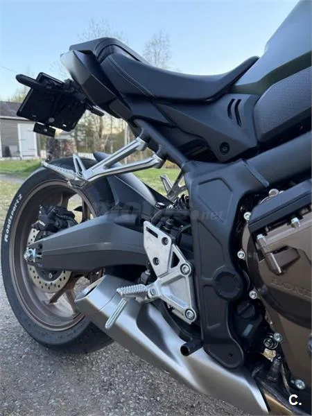 Honda CB 650 R – Vista 4