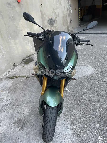 Moto Guzzi V100 Mandello – Vista 3