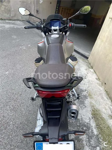 Moto Guzzi V100 Mandello – Vista 5