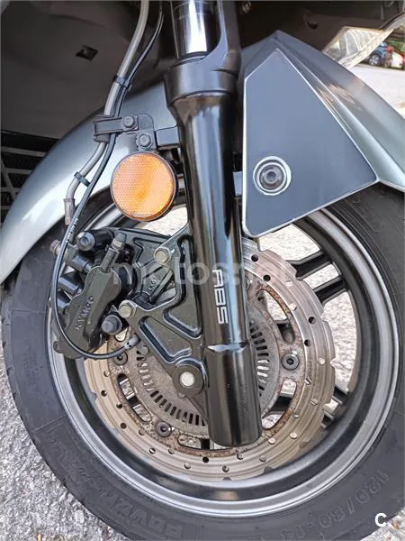 Kymco Grand Dink 300 – Vista 2