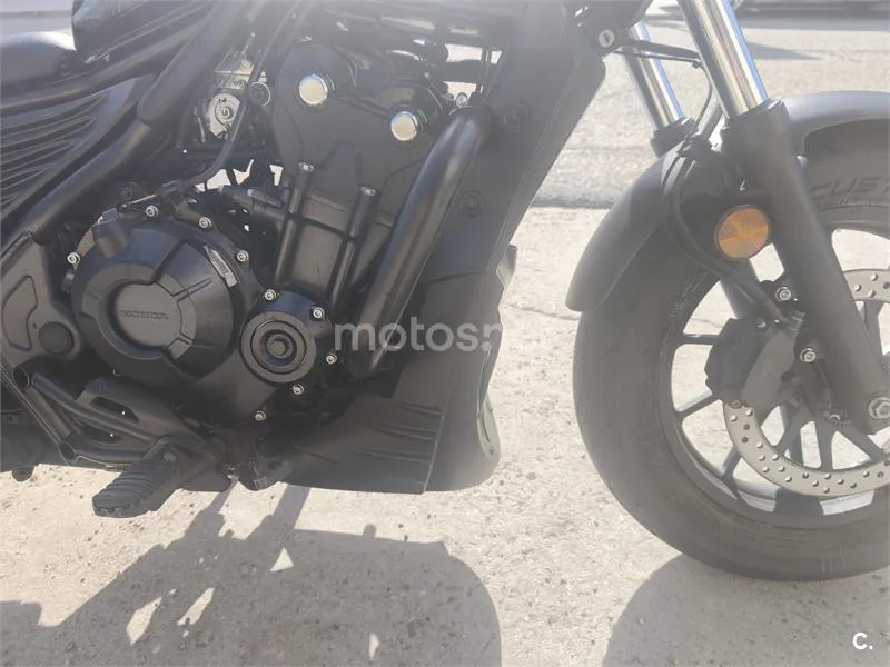 Honda CMX500 Rebel – Vista 9