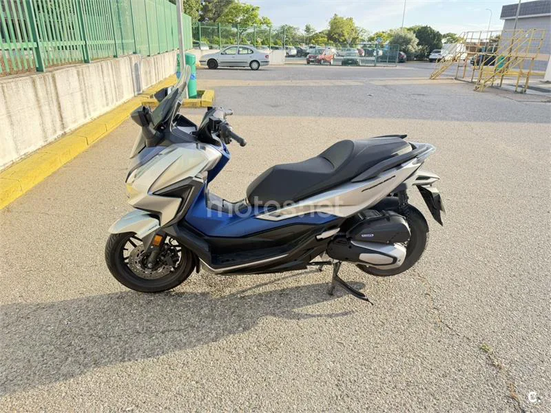 Honda Forza 125 – Vista 4