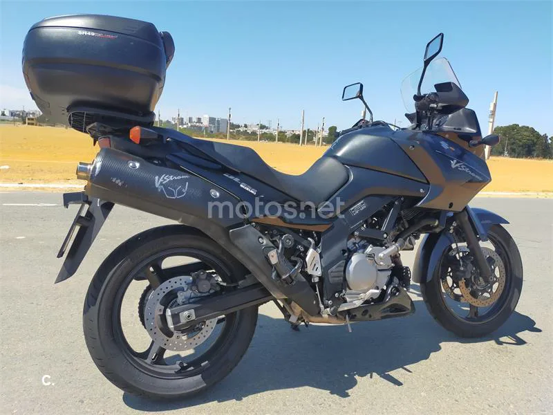 Suzuki V-Strom 650 – Vista 6