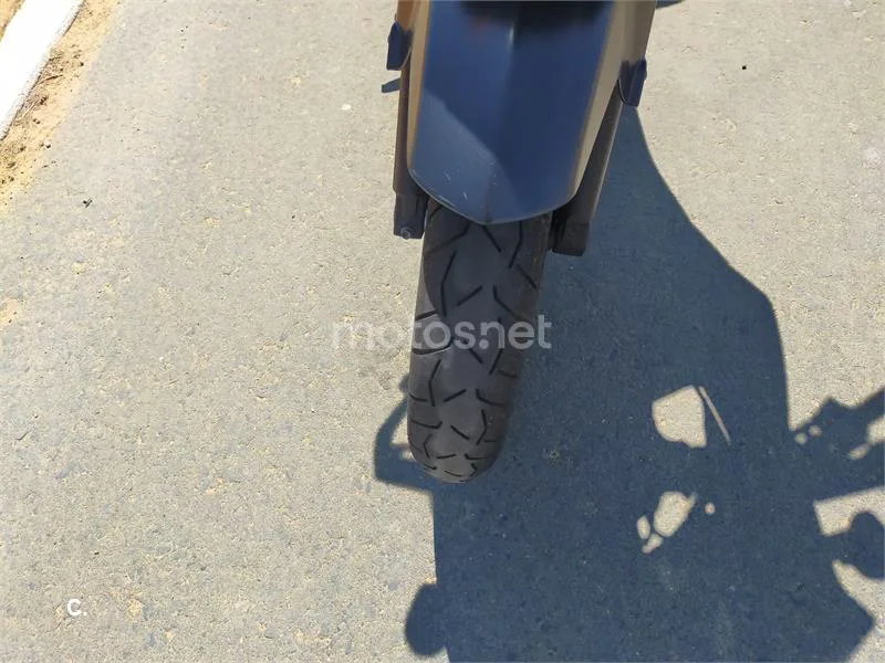 Suzuki V-Strom 650 – Vista 9