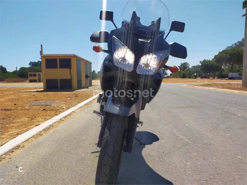 Suzuki V-Strom 650 – Vista 10