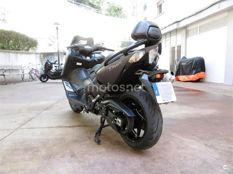 Yamaha TMAX 530 - Vista 3