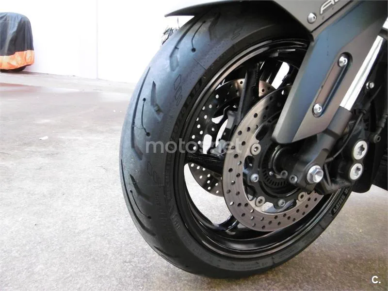 Yamaha TMAX 530 - Vista 7