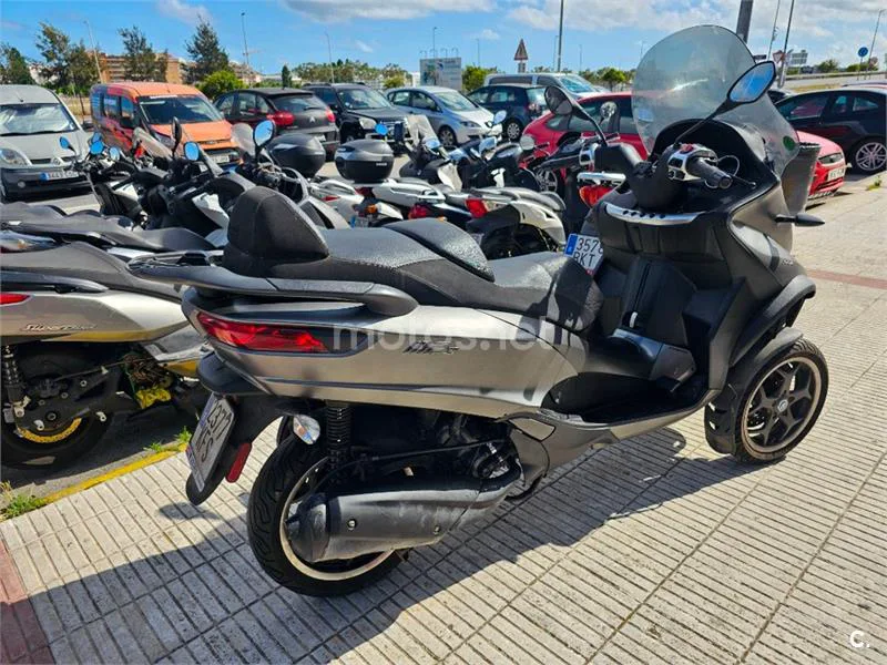 Piaggio MP3 300 LT – Vista 3