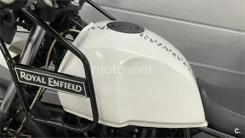 Royal Enfield Himalayan 410 – Vista 13