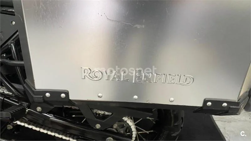 Royal Enfield Himalayan 410 – Vista 8