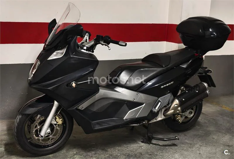 Gilera GP 800 – Vista 2