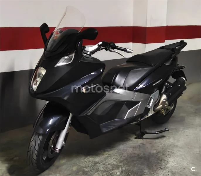 Gilera GP 800 – Vista 13