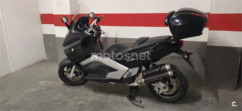 Gilera GP 800 – Vista 5